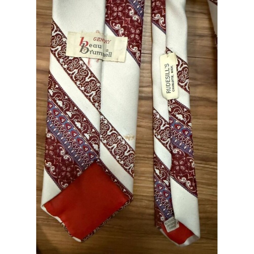 Vintage 1970s Beau Brummell Striped Paisley Polyester Tie